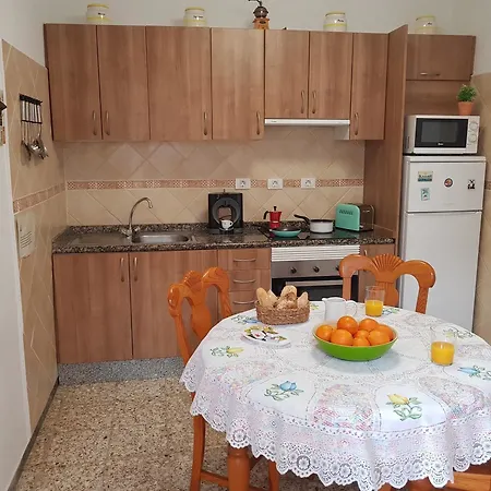 House With 3 Bedrooms In El Golfo, Lanzarote, With Terrace And Wifi Near The *