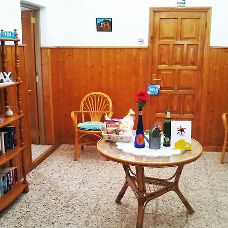 House With 3 Bedrooms In El Golfo, Lanzarote, With Terrace And Wifi Near The Apartment *